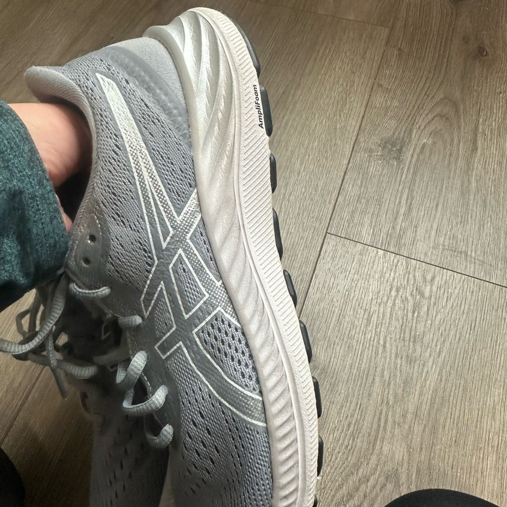 Asics Women's Light Gray Mesh Running Sneakers - Picture 6 of 13